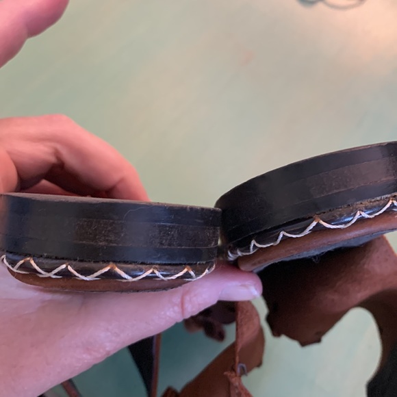 Free People- 37 Bohemian lace up sandals Brown gold accents leather - Picture 6 of 8